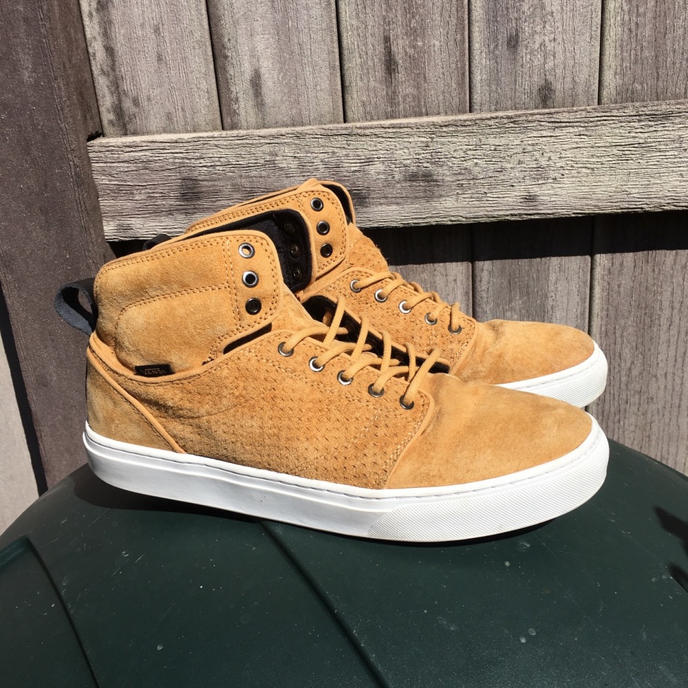 Vans hightop suede size 10